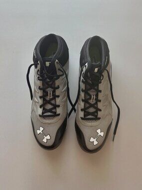 Under Armour Men's Sports Cleats, size 13. New!! Never Worn!!